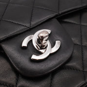 Chanel Classic Double Flap Medium Lammleder Schwarz SHW