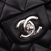 Chanel Classic Double Flap Medium Lammleder Schwarz SHW