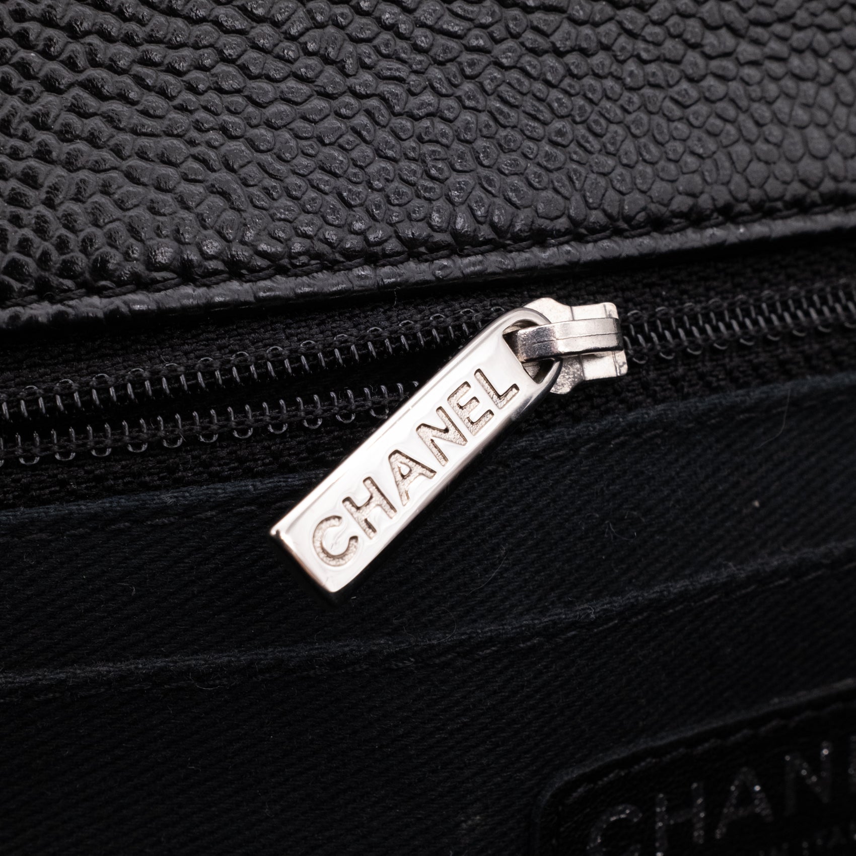 Chanel Classic Timeless Single Flap Medium Caviar Leder Schwarz SHW