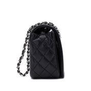 Chanel Classic Timeless Single Flap Medium Caviar Leder Schwarz SHW