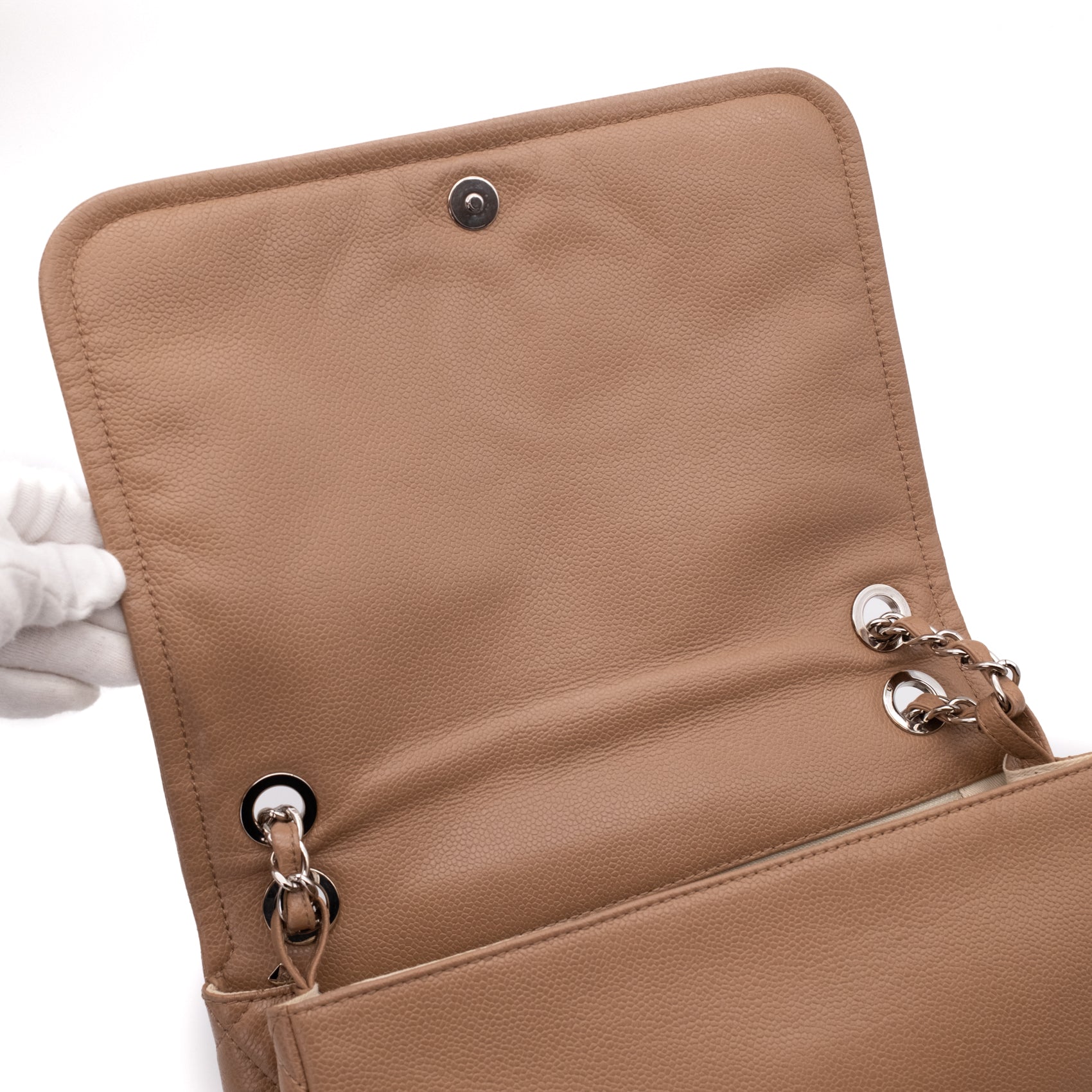 Chanel Classic Timeless Single Flap Jumbo Caviar Leder Beige Braun SHW