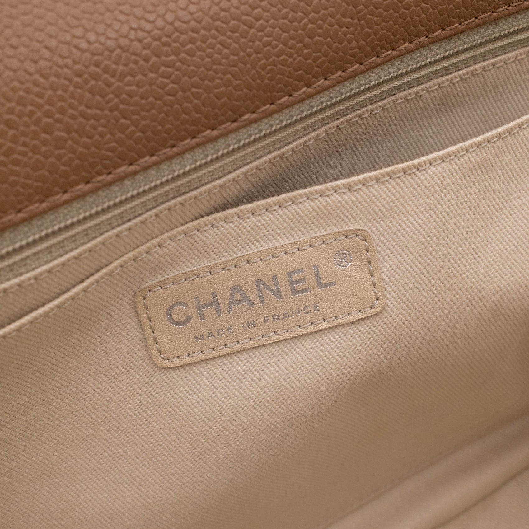 Chanel Classic Timeless Single Flap Jumbo Caviar Leder Beige Braun SHW