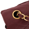 Weinrote Chanel Single Flap Bag in Medium Größe aus burgundy farbendem Jersey Material mit goldener Hardware