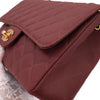Weinrote Chanel Single Flap Bag in Medium Größe aus burgundy farbendem Jersey Material mit goldener Hardware
