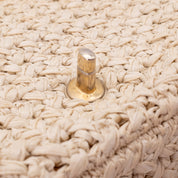 Creme Chanel Classic Timeless Single Flap Bag in Medium Größe aus Raffia Crochet Häkeln Material mit antik goldener Hardware