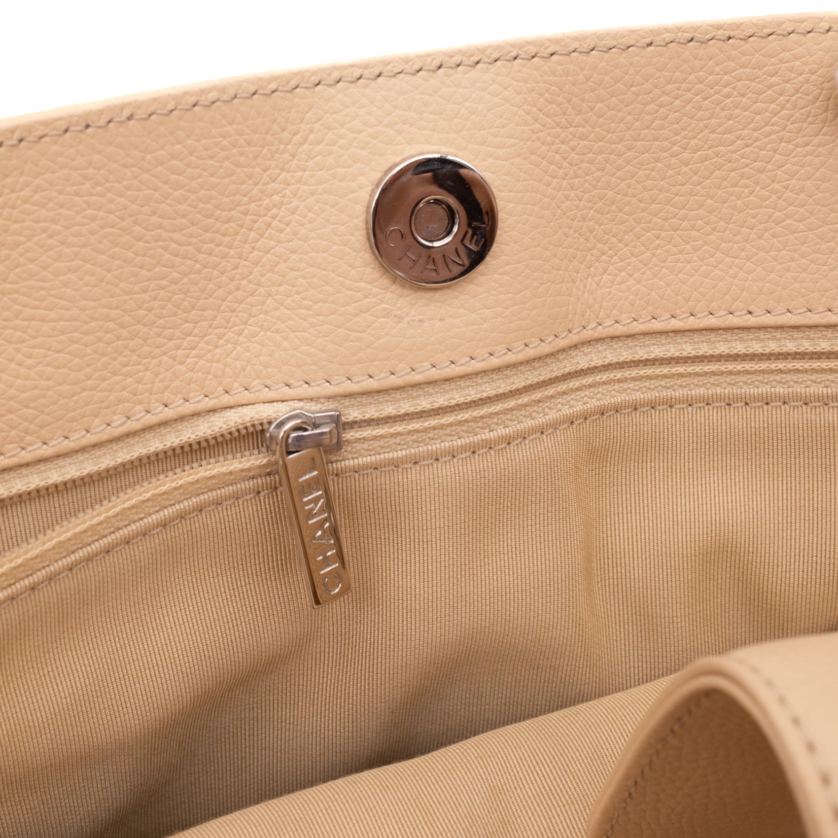 Chanel Cerf Executive Shopper Bag Medium Beige SHW