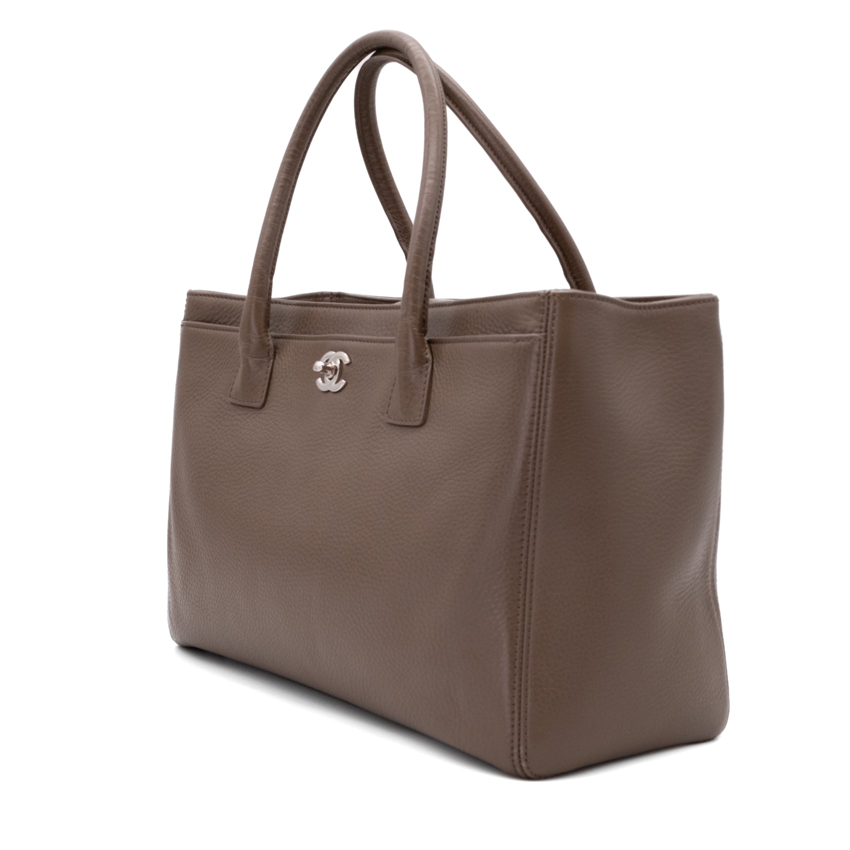 Chanel Cerf Executive Shopper Bag Medium Taupe Braun SHW