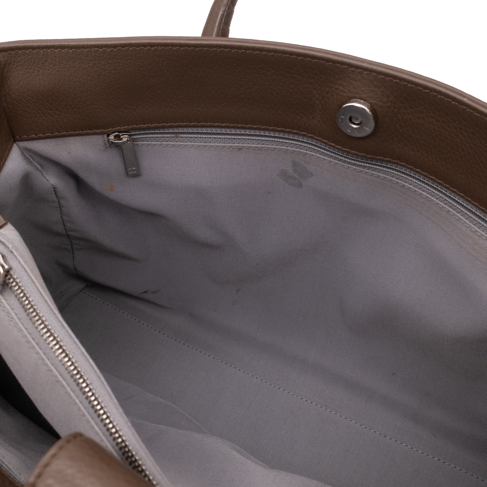 Chanel Cerf Executive Shopper Bag Medium Taupe Braun SHW