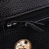 Chanel Classic Timeless Double Flap Bag in Medium Größe aus schwarzem Caviar Leder Material mit goldener Hardware 