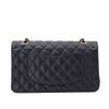 Chanel Classic Timeless Double Flap Bag in Medium Größe aus schwarzem Caviar Leder Material mit goldener Hardware 