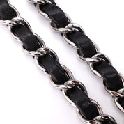 Chanel Classic Timeless Double Flap Bag in Medium Größe aus schwarzem Lammleder Material mit silberner Hardware