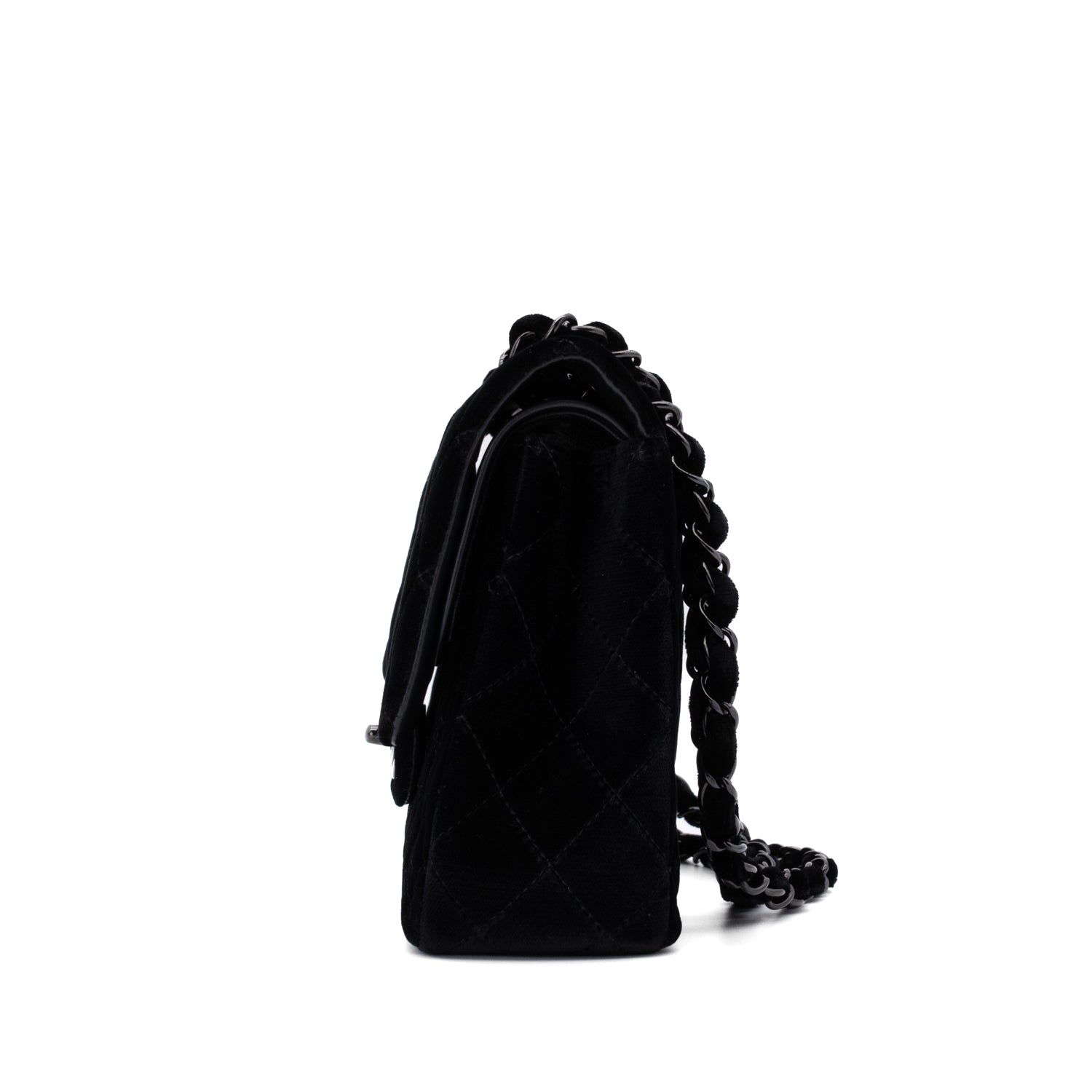 Chanel Classic Timeless Double Flap Bag in Medium Größe aus schwarzem Samt Material mit schwarzer Hardware aus der limitierten All Black Linie