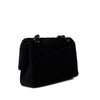 Chanel Classic Timeless Double Flap Bag in Medium Größe aus schwarzem Samt Material mit schwarzer Hardware aus der limitierten All Black Linie