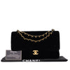 Vintage Chanel Classic Timeless Double Flap Bag in Medium Größe aus schwarzem Samt Material mit goldener Hardware Full Set
