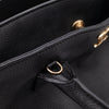 Chanel Executive Cerf Medium Kalbsleder Schwarz 24k GHW