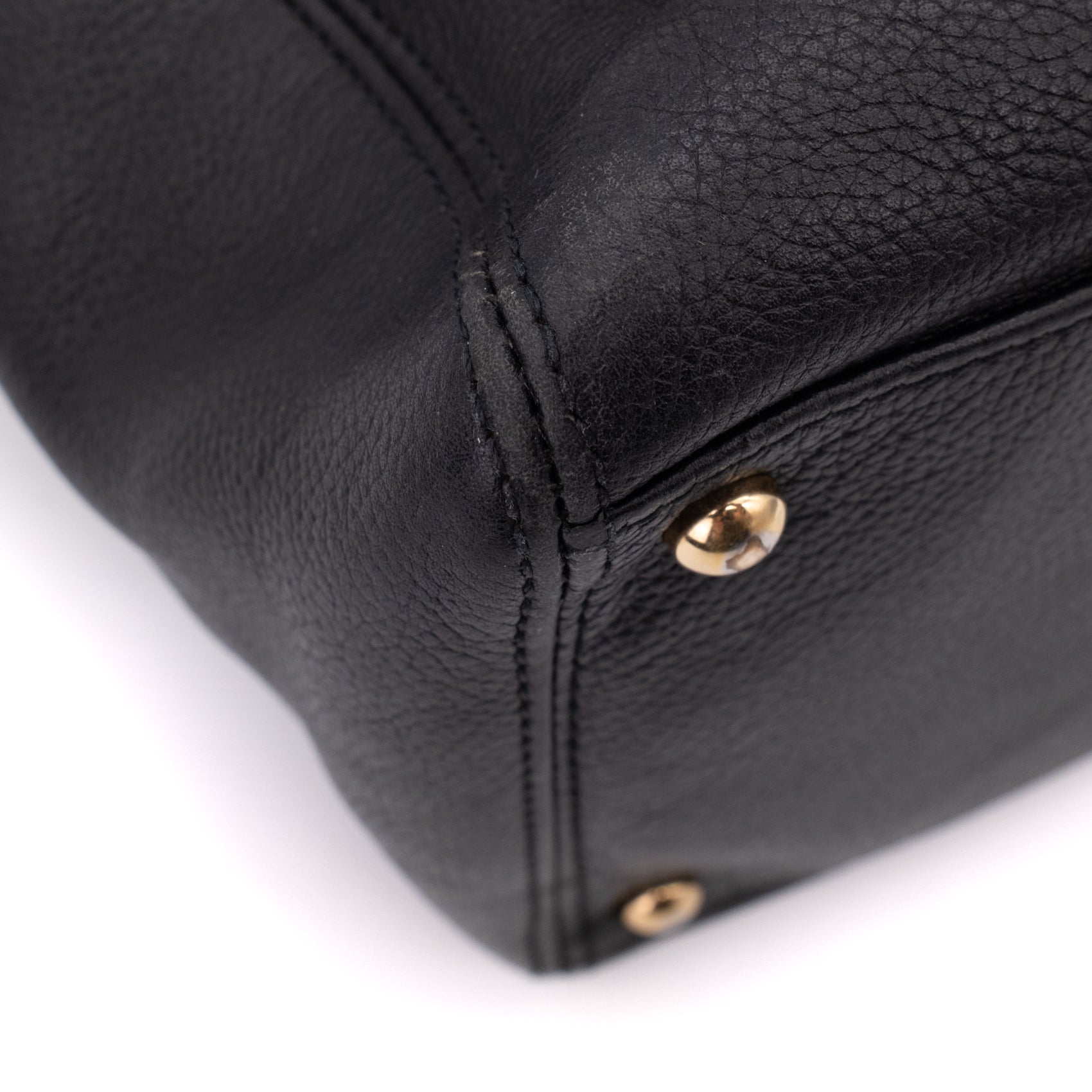 Chanel Executive Cerf Medium Kalbsleder Schwarz 24k GHW