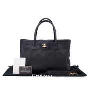 Chanel Executive Cerf Medium Kalbsleder Schwarz 24k GHW