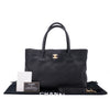 Chanel Executive Cerf Medium Kalbsleder Schwarz 24k GHW