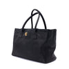 Chanel Executive Cerf Medium Kalbsleder Schwarz 24k GHW