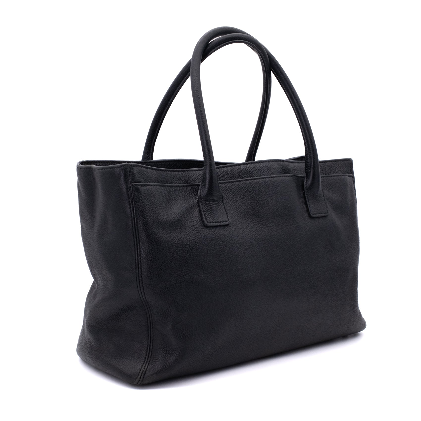 Chanel Executive Cerf Medium Kalbsleder Schwarz 24k GHW