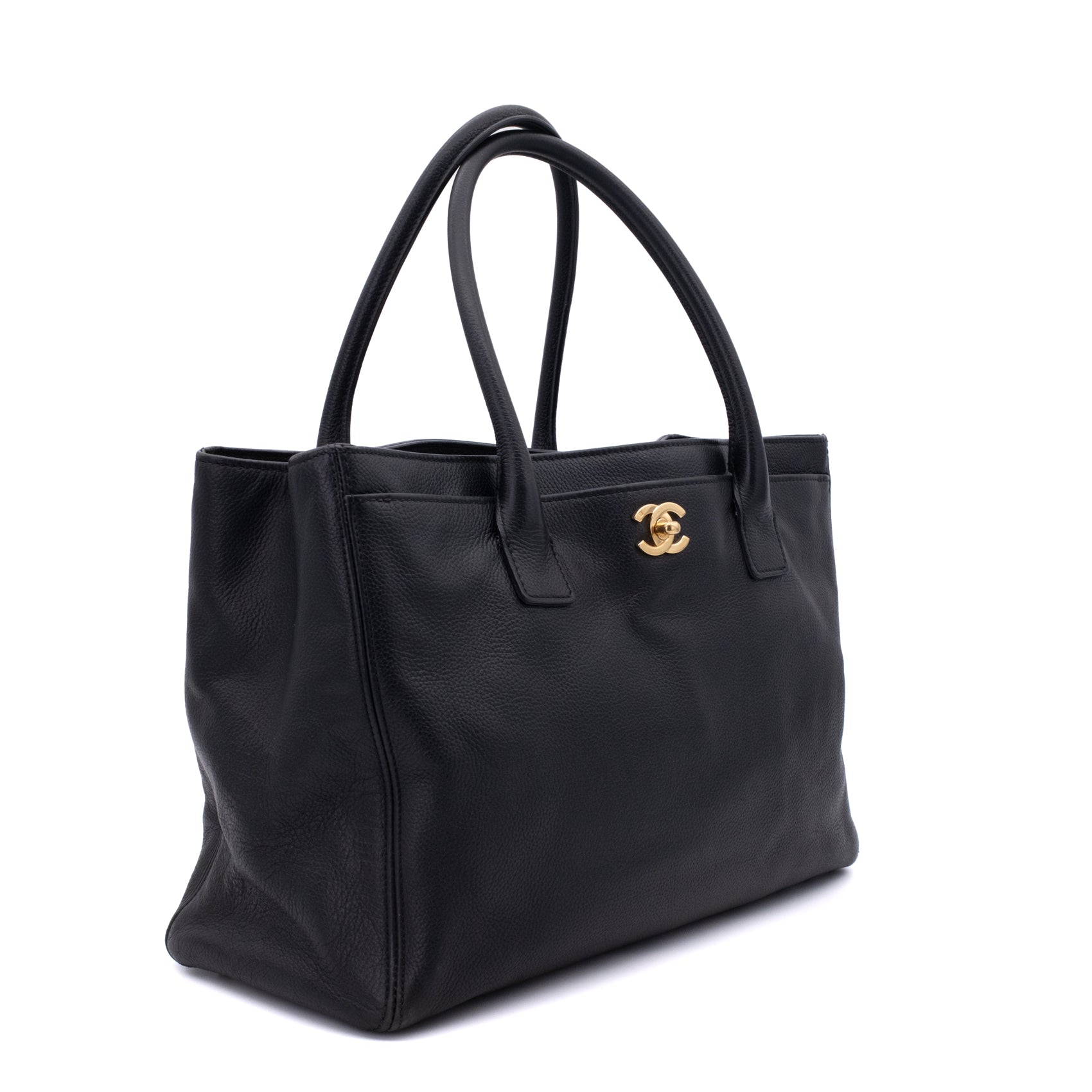 Chanel Executive Cerf Medium Kalbsleder Schwarz 24k GHW