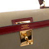 Hermès Kelly 28 Etoile aus weinrotem Rouge Ash Boxcalf Leder und Khakifarbenem Canvas Material im Sellier Stil und mit goldener Hardware